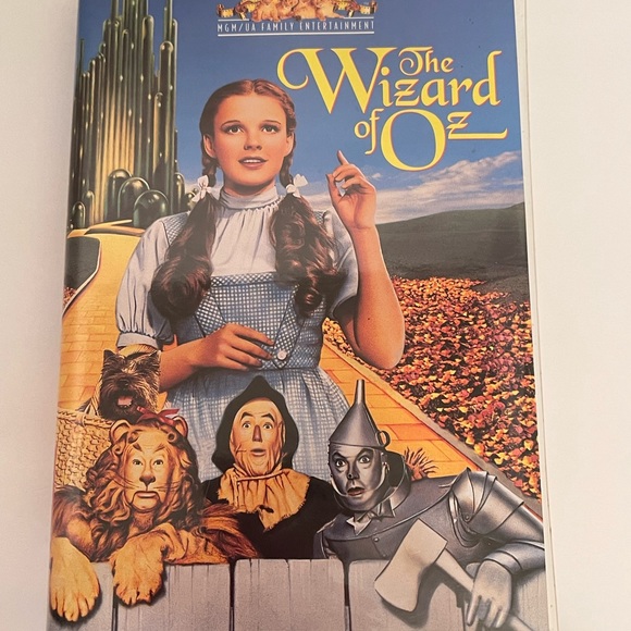 Wizard of Oz VHS Tape, MGM - Picture 2 of 4